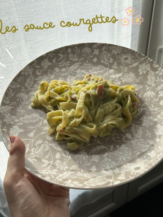 Tagliatelles sauce courgettes (façon carbonara)