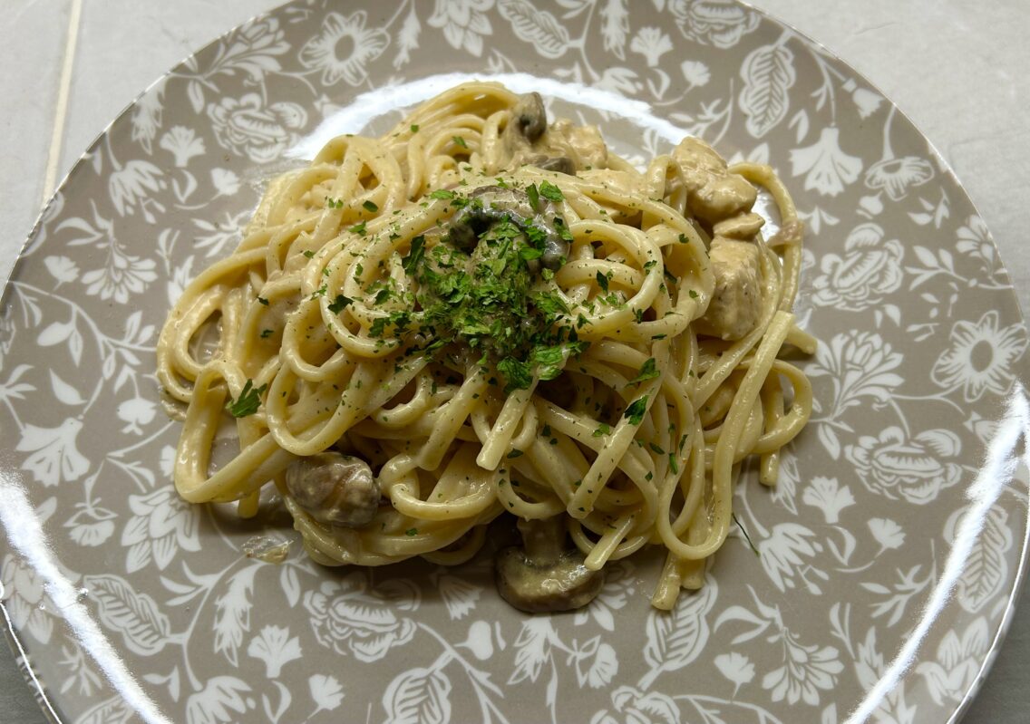 Linguine poulet sauce crème et champignons